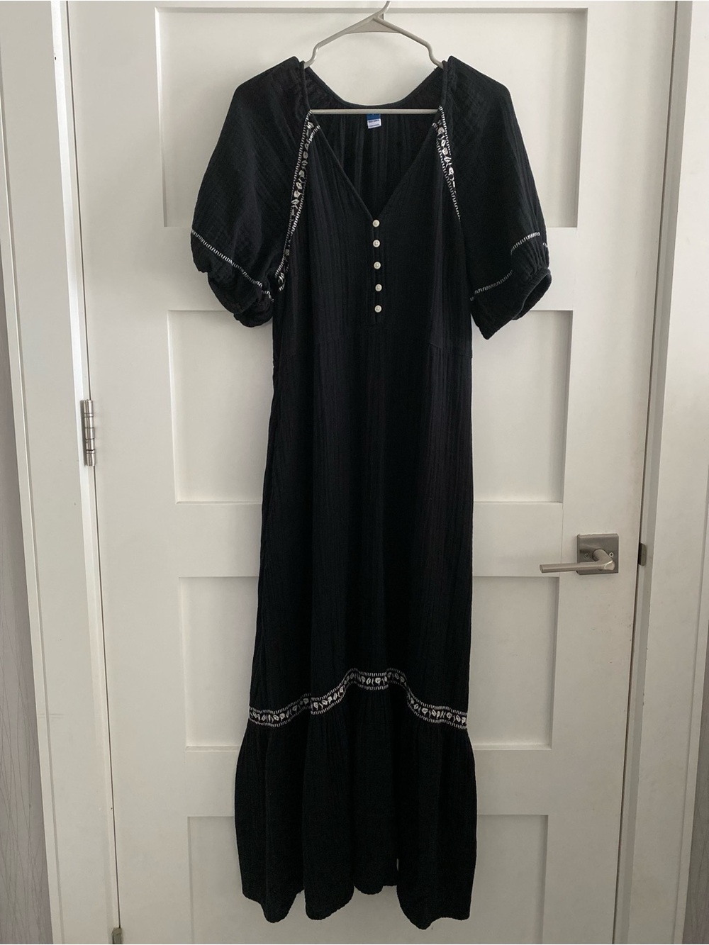 Old Navy Black Maxi Dress with White Embroidery Muslin gauze